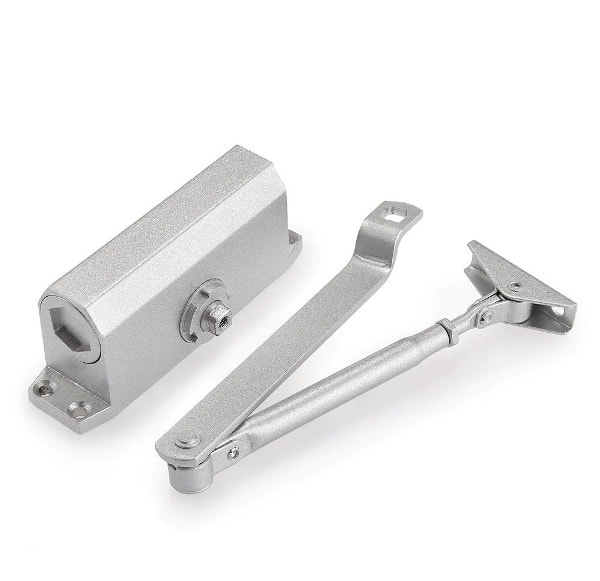 Доводчик на дверь